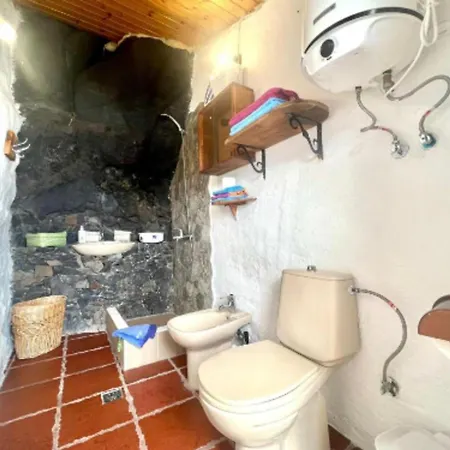 Prázdninový dům Casa Cueva Con Bonitas Vistas Al Mar Y Barbacoa Valverde (El Hierro)